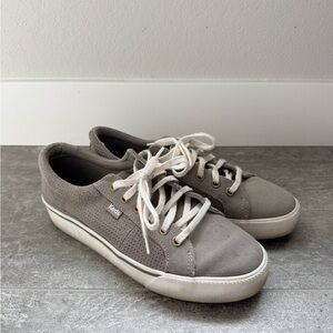Keds Women’s Gray Lace-Up Sneakers